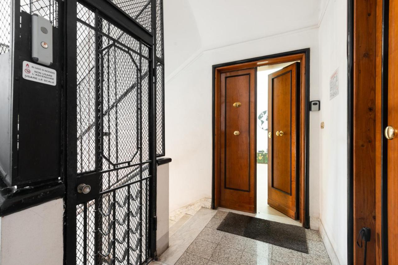 Appartamento Via Di Porta Labicana Rome Exterior photo